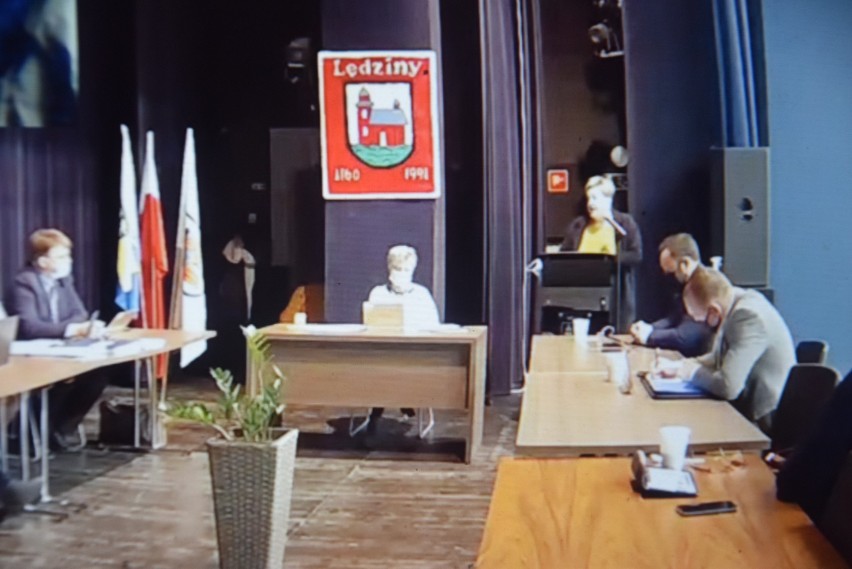Nadzwyczajna sesja rady miejskiej w Lędzinach...