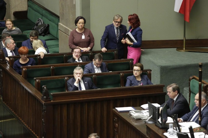 Emerytury 2019. Sejm uchwalił Pracownicze Plany Kapitałowe. Skorzysta 11 milionów Polaków?