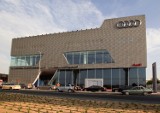 W Dubaju otwarto największy na świecie salon Audi