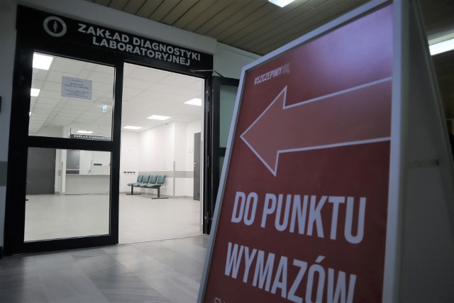 Punkt w Uniwersyteckim Szpitalu Klinicznym czynny jest od poniedziałku do piątku w godzinach 7-18.