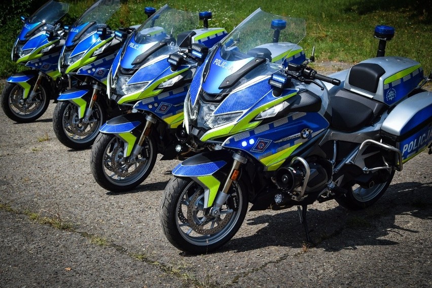 Nowe motocykle bmw w podkarpackiej policji. Do których komend trafią? [ZDJĘCIA]