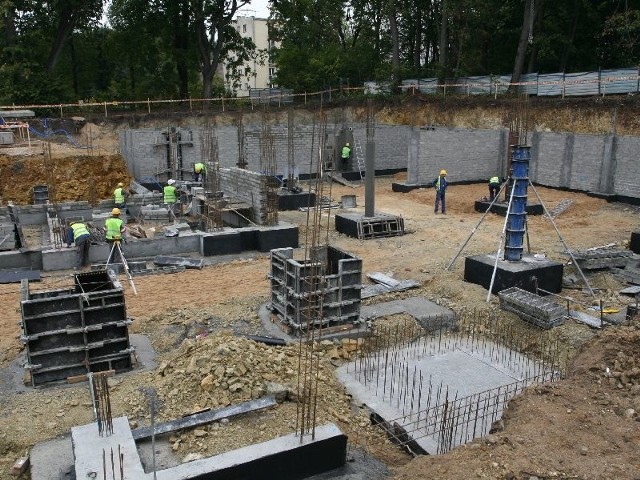 Budowa Centrum Samorządowego w Morawicy rozpoczęła się pod koniec sierpnia.