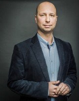 Wojciech Czajkowski: E-przelewy wypierają gotówkę