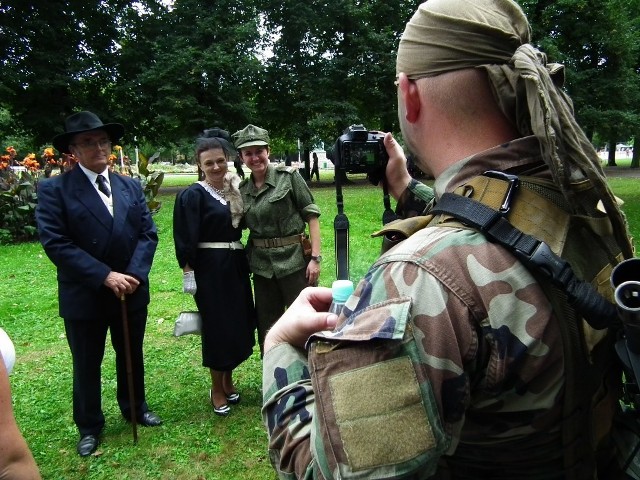 Za mundurem Łazarz sznurem. W parku Wilsona odbył się piknik militarny