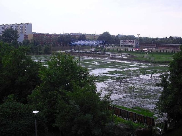 Skutki porannego oberwania chmury nad Rzeszowem. Zdjęcie nadesłane przez Internautę.