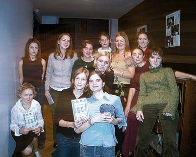 Od lewej: Katarzyna Kulikowska, Halszka Moczulska, Monika Wielgus, Martyna Cicha, Agata Adaszyńska, Marta Wytrykowska, Ewa Hołubowska, Agnieszka Der, Monika Bachorska, Anna Krobska, Paulina Szatarska, Kamila Gądor