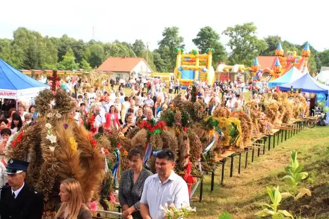 Śladków Mały: Dożynki gminy Chmielnik