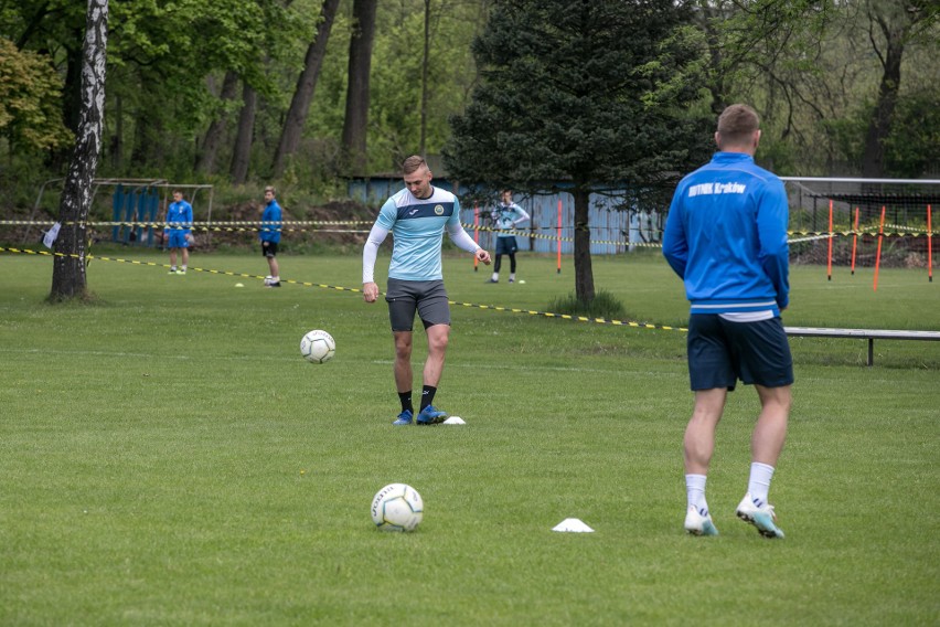 Hutnik Kraków znów trenuje. Ale czy III liga wznowi rozgrywki? [ZDJĘCIA]