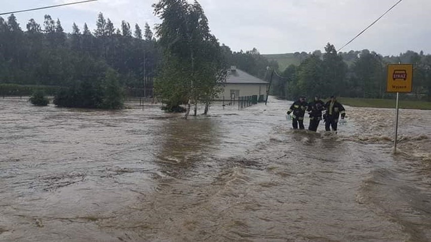 Burze na Podkarpaciu. Podtopienia i wiele zniszczeń - AKTUALNY RAPORT POWODZIOWY - 30.06