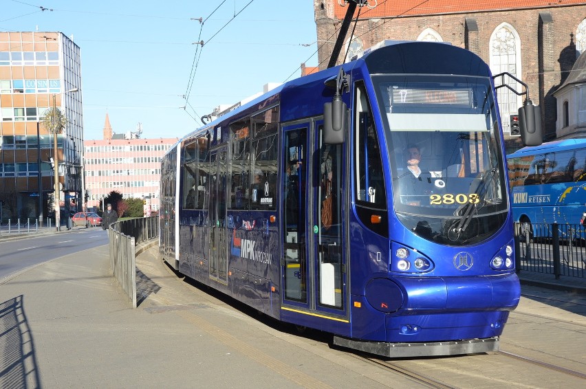 Nowe tramwaje modertrans moderus beta we Wrocławiu