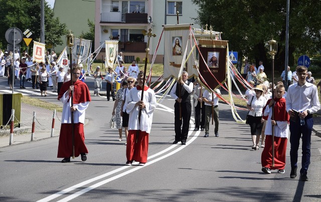 Procesja Bożego Ciała Parafii NMP Wspomożenia Wiernych w Miastku. Zapraszamy do galerii zdjęć (ang)