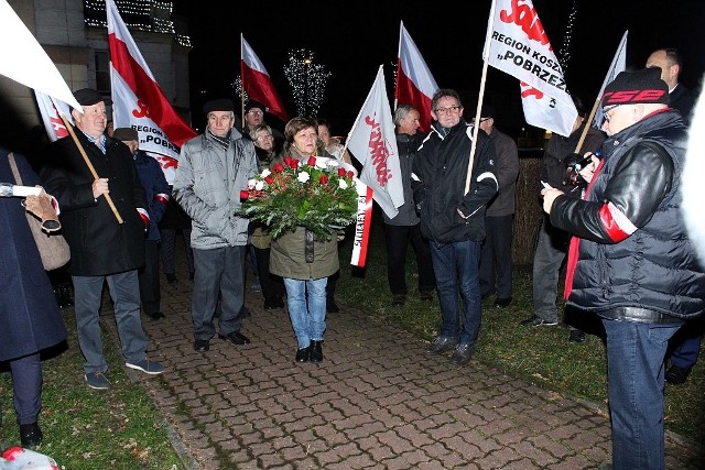 14 grudnia 2018 roku miała miejsce 37. rocznica l w Polsce Strajku Okupacyjnego, który został spacyfikowany. W Białogardzie, gdzie doszło do strajku zorganizowano uroczystości przed pomnikiem obok Urzędu Miasta. Zobacz także: Podpisanie Samorządowej Karty dla Kultury w Koszalinie