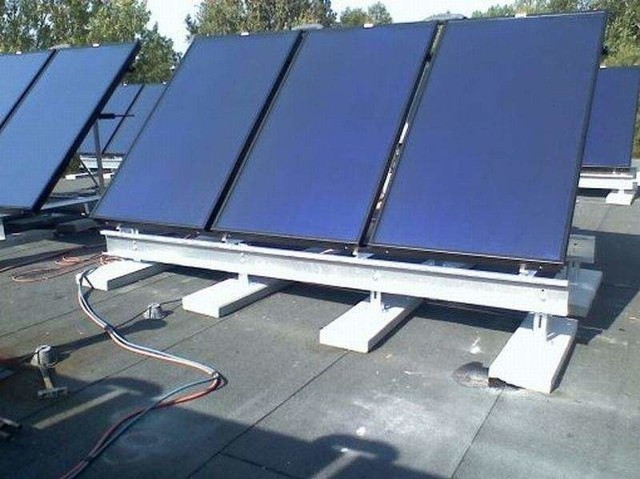 Padła kolejna fabryka solarów we Frankfurcie Firmy produkujące solary nie wytrzymują konkurencji Chińczyków.