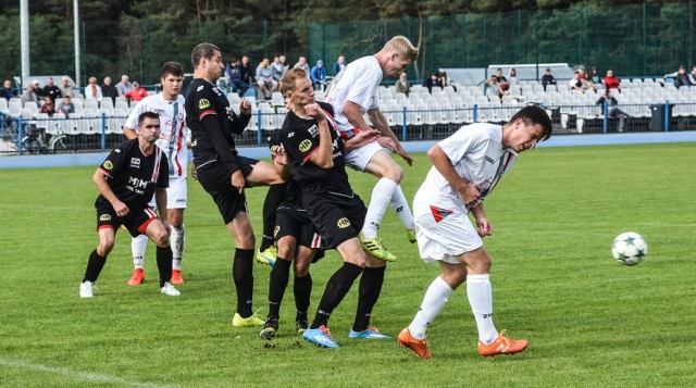 Derby Bydgoszczy w klasie okręgowej. Niespodziewanie to BKS pokonał Polonię 1:0.