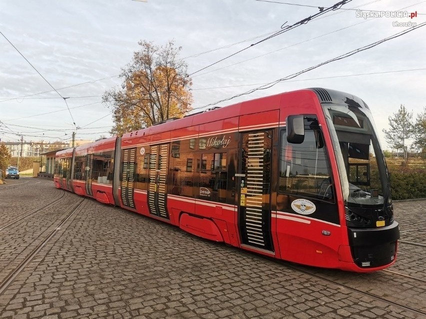 Do kradzieży tramwaju z zajezdni w Katowicach Zawodziu...