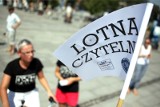 Lotna czytelnia: relaks i lektura na Plantach