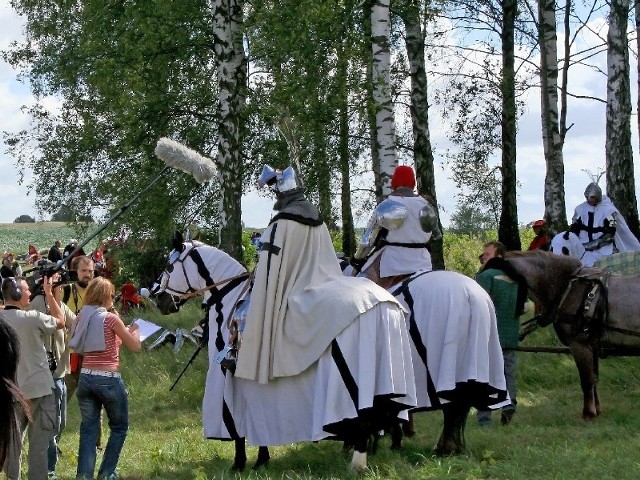 "Dwa nagie miecze czyli Grunwald raz jeszcze" utrzymana będzie w klimacie średniowiecza.