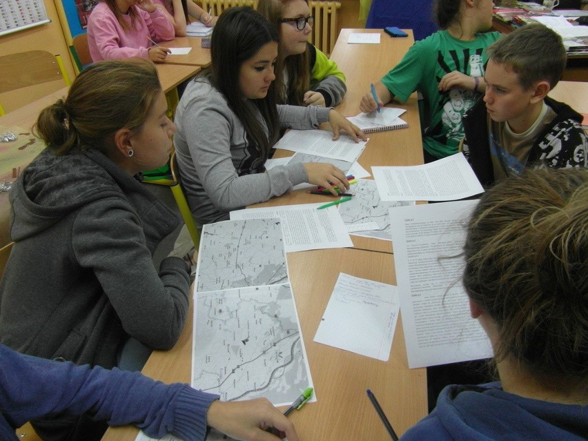 Ciechocinek. Uczniowie z całej Polski poznawali historię powstania styczniowego na Kujawach