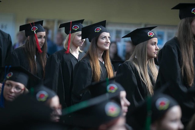 Akademia Pomorska w Słupsku rozpoczęła rekrutacje na studia na przyszły rok akademicki. Kandydatom proponuje naukę na 25 kierunkach. Ofertę kieruje jednak również do osób dojrzałych.