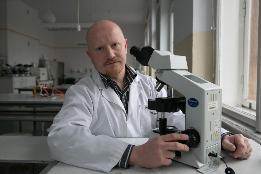 Doktor Piotr Kochan, lekarz parazytolog