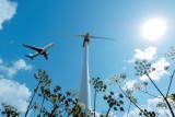 Przewoźnicy lotniczy poszukują sposobów na redukcję emisji dwutlenku węgla