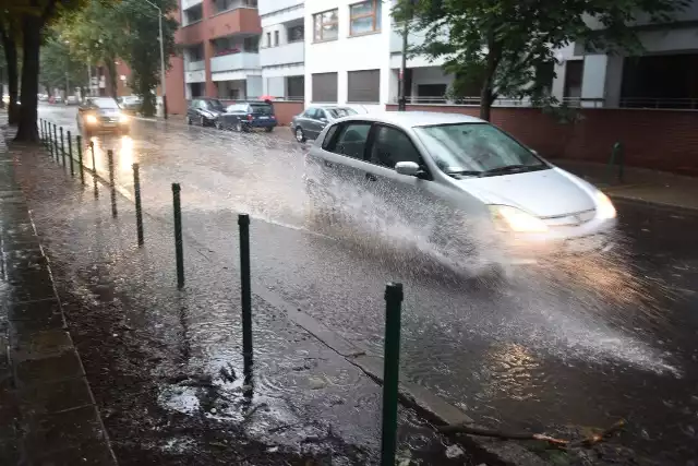 Intensywne opady deszczu w Poznaniu