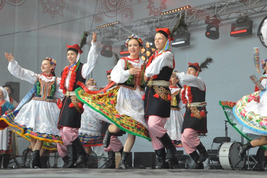 Śpiew i taniec wypełniły miasto. Festiwal udał się na piątkę!