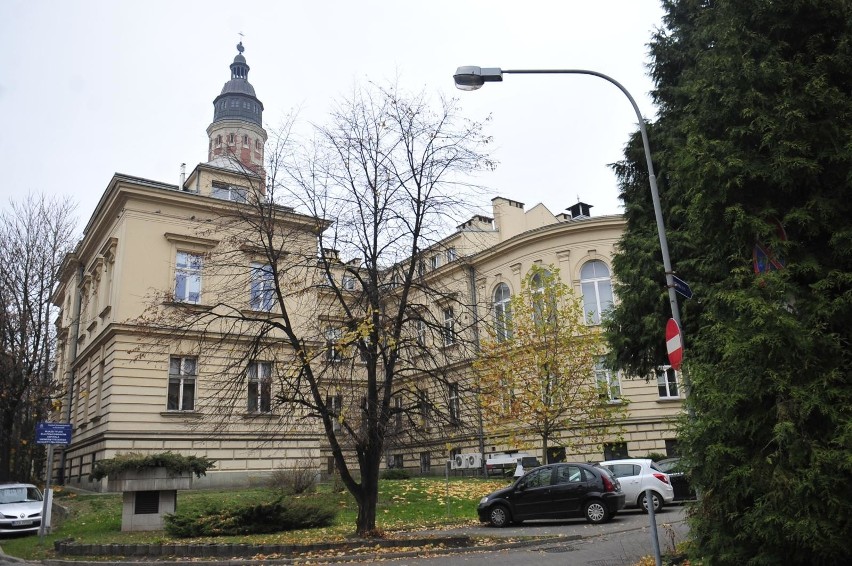 Kraków. Miasto odda spółce teren Wesołej i powstanie tam parking? Radni są przeciwni