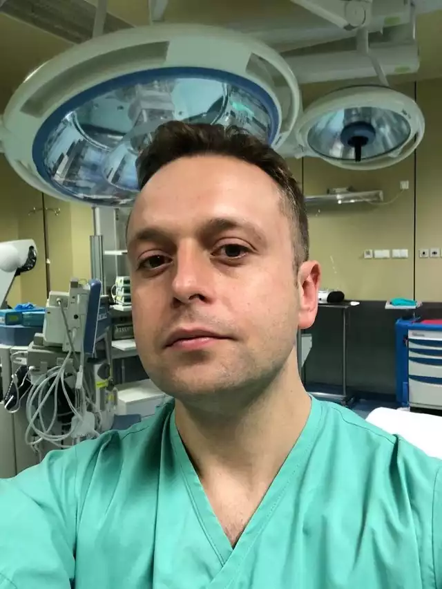 Sebastian Podlewski - unsławianin został nowym szefem Kliniki Neurochirurgii Wojewódzkiego Szpitala Zespolonego w Kielcach