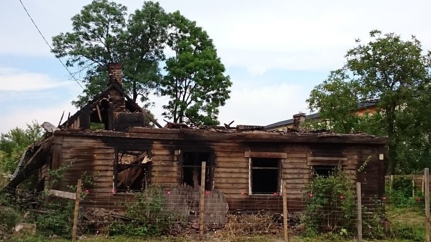 Spalony dom na Bojarach, ul. Piasta 19