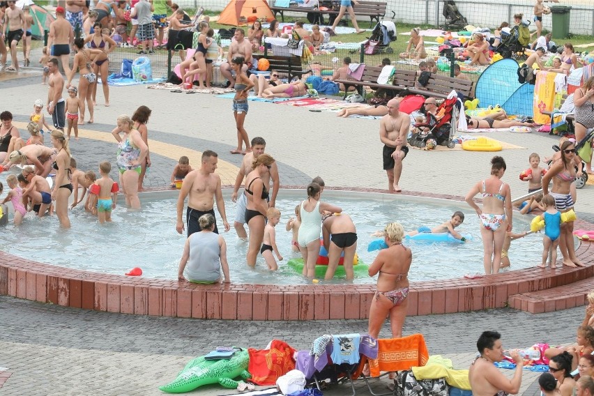 27-07-2013.katowice basen bugla woda ludzie wakacje relaks...