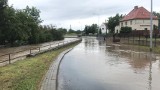 Przybyło wody w rzekach na Dolnym Śląsku. IMGW ostrzega przed lokalnymi podtopieniami. Zagrożenie dotyczy połowy województwa