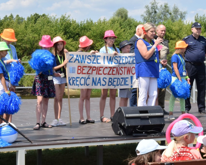 Ratowali tonącego w Narwi. To był tylko pokaz [ZDJĘCIA]