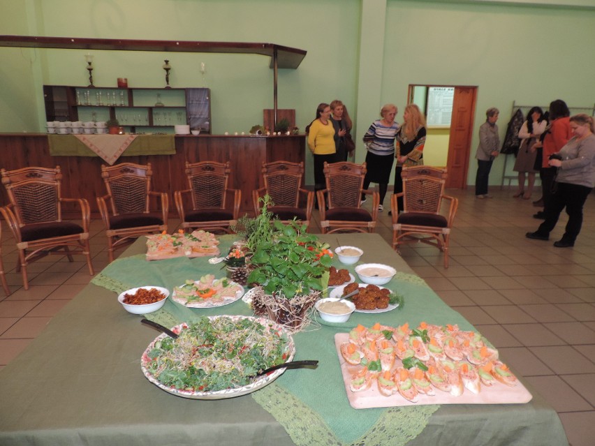 Kuchnia wegańska w Małkini. Potrawy przygotowali w szkole [ZDJĘCIA] 