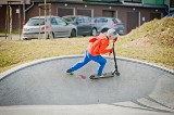 Park Art w Świeciu odżył po zimie. Ledwo wyszło słońce, a rampy zapełniły się amatorami deskorolkowych ewolucji