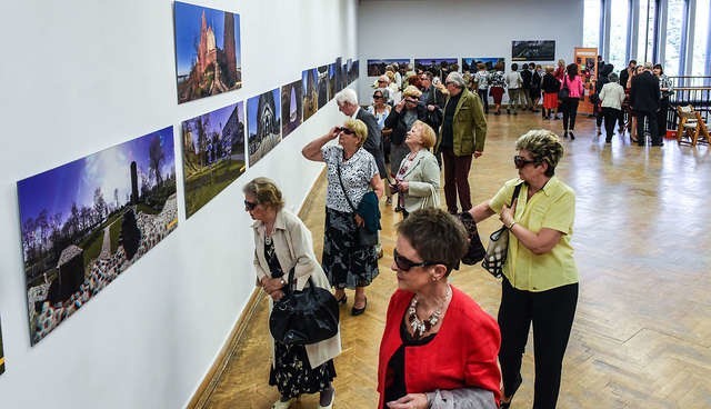 W Galerii Miejskiej bwa otwarta została wystawa Marka Czarneckiego