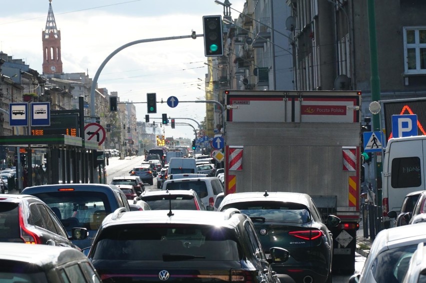 Ul. Głogowska - jedna z najważniejszych ulic wlotowych do...
