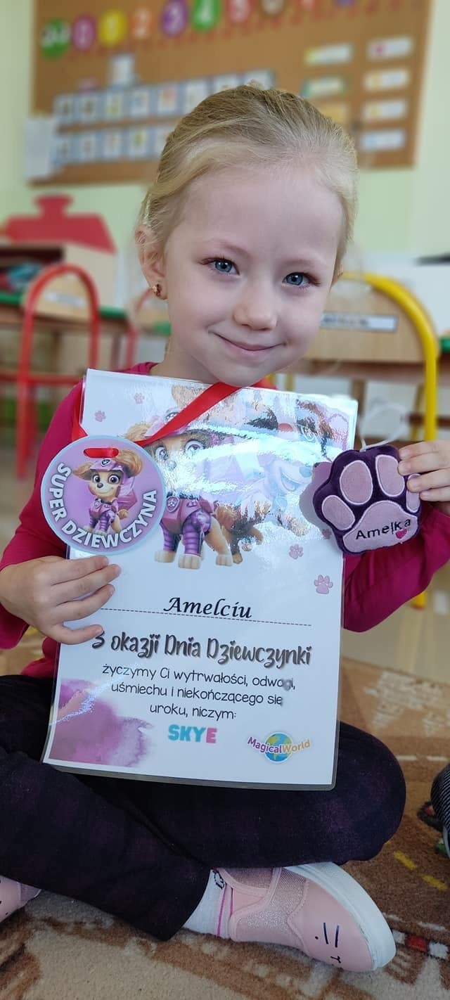 Dzień Dziewczynek w przedszkolu Magical World w Jędrzejowie....