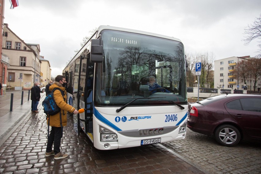 Pierwszy przejazd nowych autobusów PKS ulicami Słupska