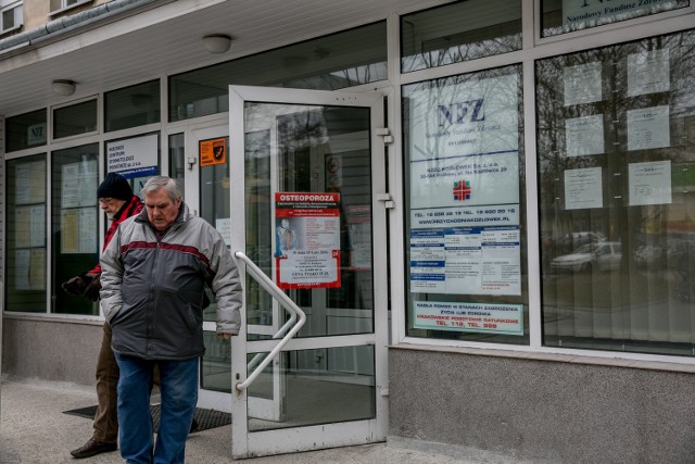 17.02.2016 krakow   przychodnia nfz  osiedle na kozlowce murator frontfot anna kaczmarz  / polska press