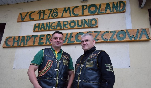 Adam Turczyn (z lewej) i Krzysztof Grygiel, prezydenci Klubu motocyklowego VC 19-78 MC Poland Chapter Włoszczowa zapraszają na sobotnią imprezę do Powiatowego Centrum Kulturalno-Rekreacyjnego. 