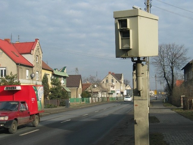 Jedno z urządzeń stoi w Serbach, w centrum wsi