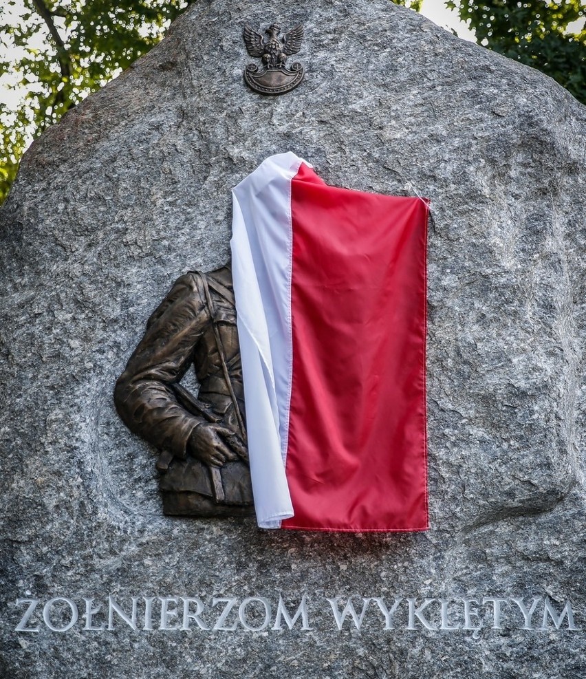 Odsłonięcie pomnika Żołnierzy Wyklętych w Gdańsku