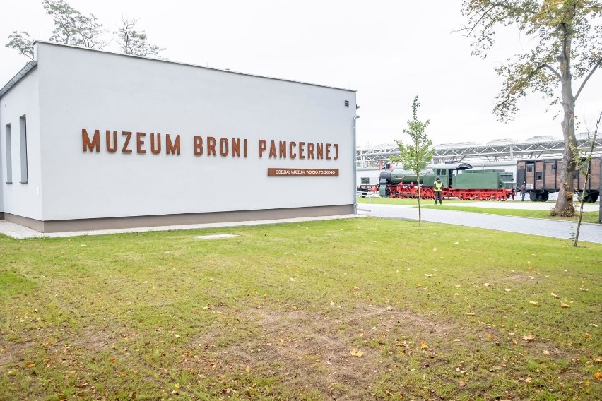 Muzeum Broni Pancernej w Poznaniu jest jedną z trzech...