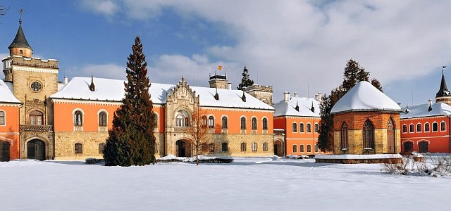 Pałac Sychrov