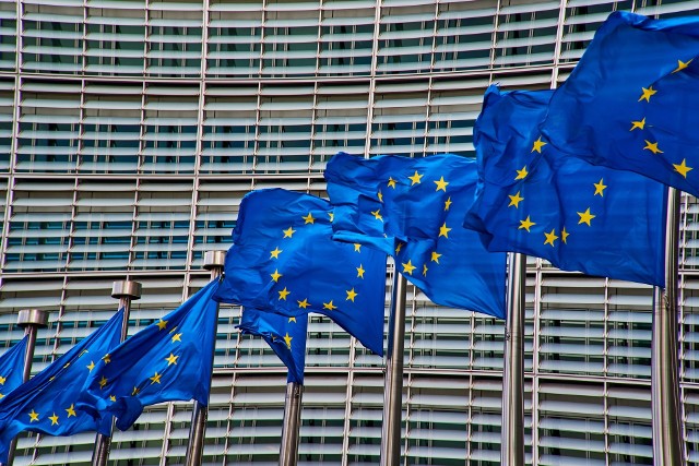 Wspólny list pięciu państw członkowski UE do Komisji Europejskiej. „Musimy zwiększyć produkcję szczepionek w Europie”