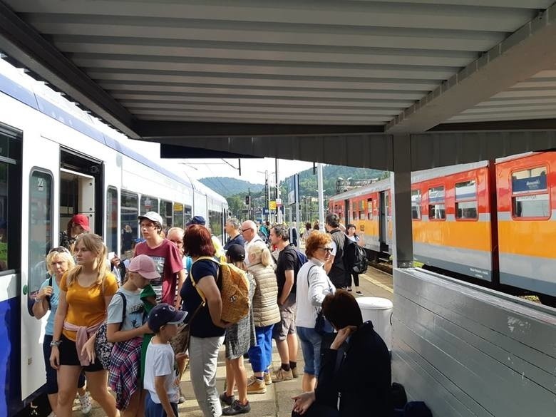 Okazja by podziwiać słowackie Tatry. Ruszają pociągi z Muszyny do Popradu