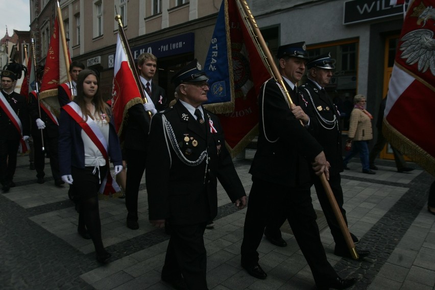 Mieszkańcy świętowali na rynku 3 Maja