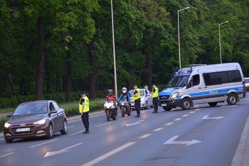 Kolejny alarm bombowy we Wrocławiu (ZDJĘCIA)