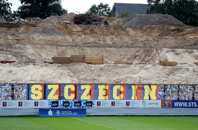 Sprawdziliśmy w weekend jak wygląda obecnie stadion Pogoni w Szczecinie. Zobaczcie zdjęcia.